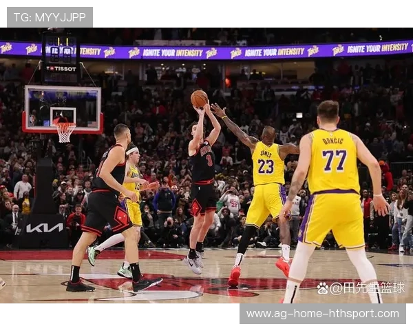 公牛防守崩盘，主帅调整策略迫在眉睫，公牛几个防守一阵