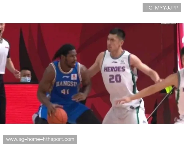 勇士连续丢分，防守端漏洞百出，勇士遭遇连败