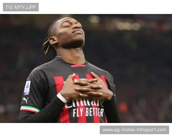 AC米兰快速反击,莱奥变向后劲射中框 AC米兰快速反击,莱奥变向后劲射中框