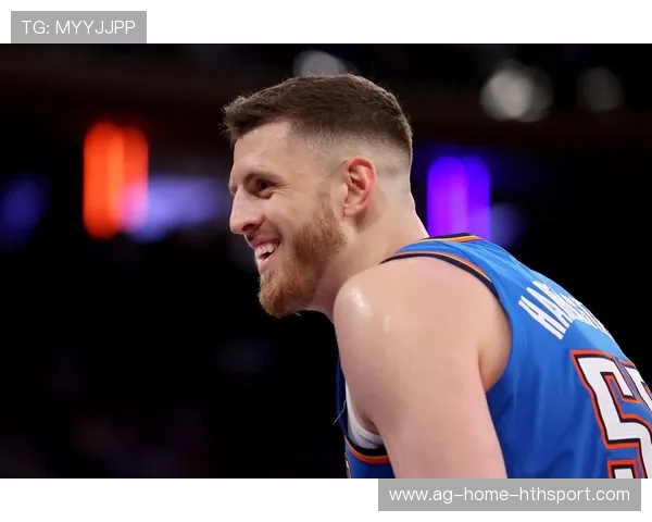 NBA内线巨兽五盖帽封天，网友称其禁区守卫神